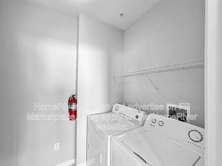 2532 Grand Central Pkwy #416 — Photo 4