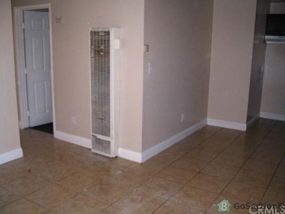 5th image of 9605 1/2 Avalon Blvd