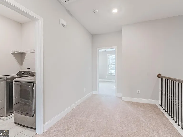 5051 Pinckney Ln — Photo 56
