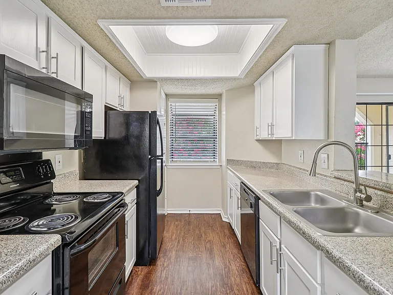 B3 KITCHEN