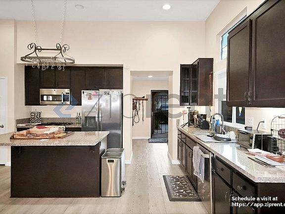 5th image of 34142 Dianthus Ln