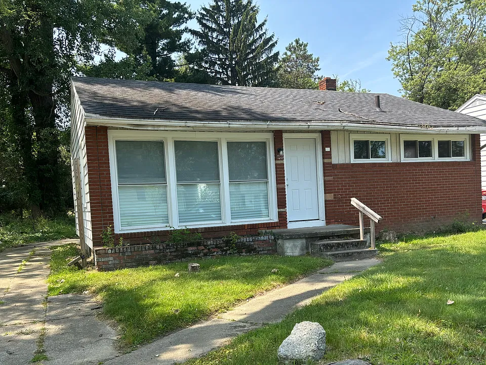 721 Moran Ave