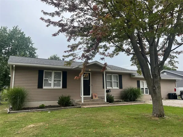306 S 15th St, Bowling Green, MO 63334