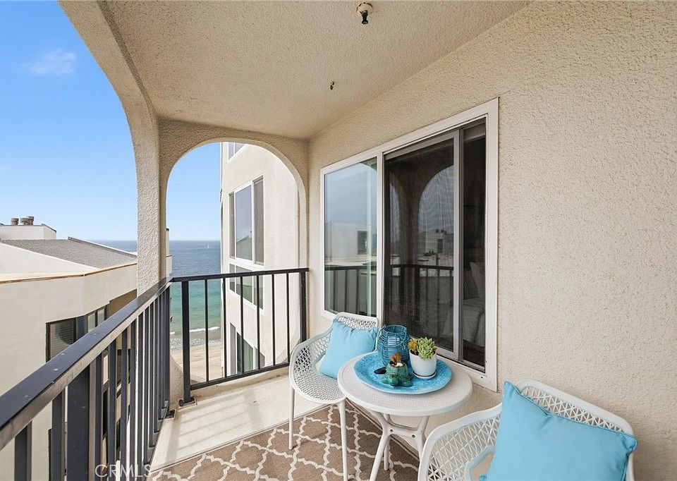 1st image of 565 Esplanade Unit 312