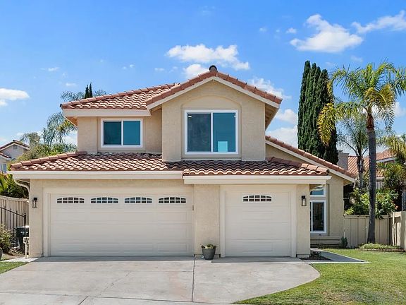 2nd image of 1823 Paseo Del Lago Dr