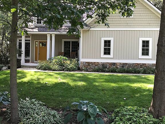2nd image of 468 Fox Haven Dr