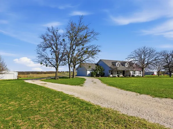 2376 Ripy Rd, Krum, TX 76249