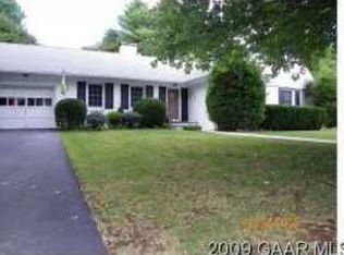 1036 Warwick Dr, Staunton, VA 24401