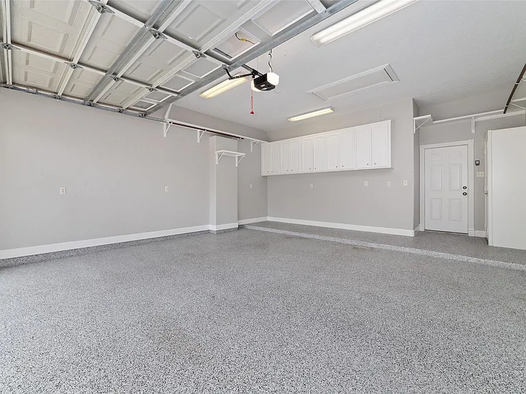 13311 Duke Of York Ln — Photo 23