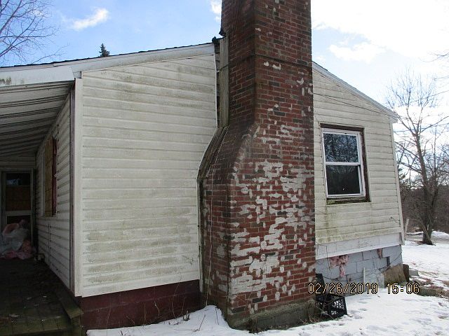 2nd image of 12 Lillian Ct