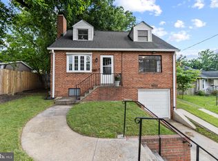 5925 Roanoke Ave, Riverdale, MD 20737
