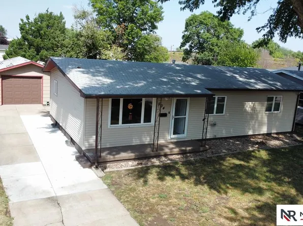 504 E 19th St, Grand Island, NE 68801
