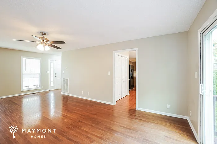 951 Roedeer Dr — Photo 8