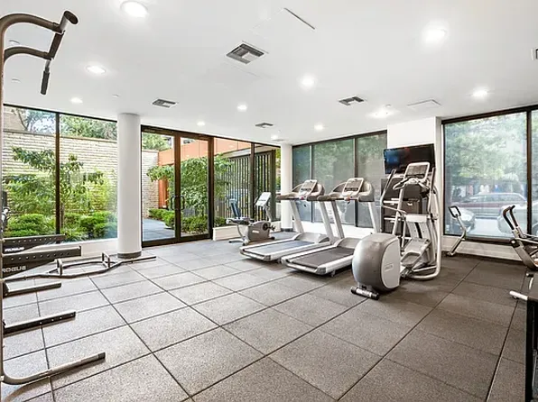 215 Avenue B image 14 of 18