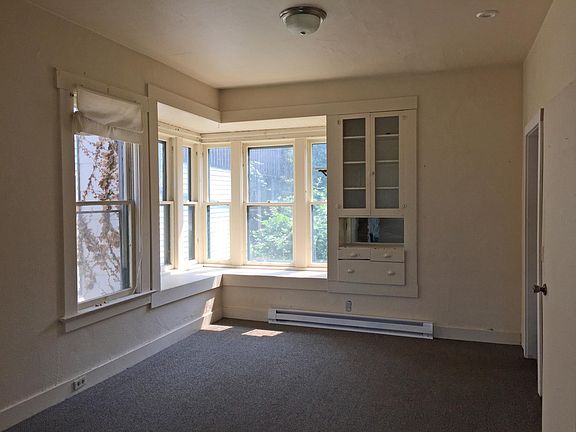 dining room with window seat