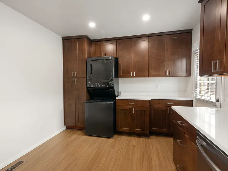 4233 Pepper Dr — Photo 7