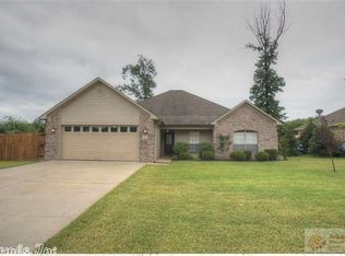 17 Lakeview Ln, Cabot, AR 72023
