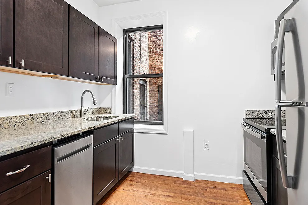 530 West 123rd Street — Photo 1