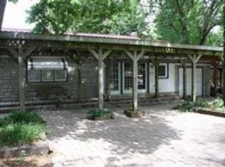 2110 S Glendale Ave, Springfield, MO 65804