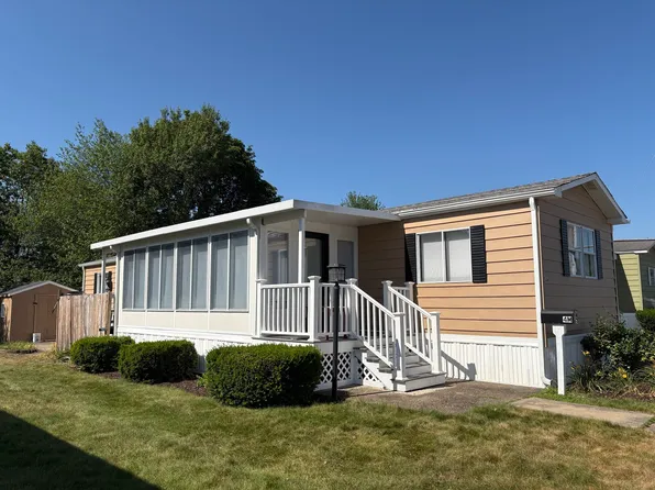 300 E Washington St #4M, North Attleboro, MA 02760