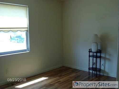 5th image of 1595 Flordawn Dr