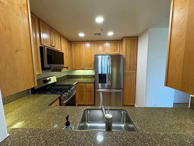 633 Elm St #313 — Photo 8
