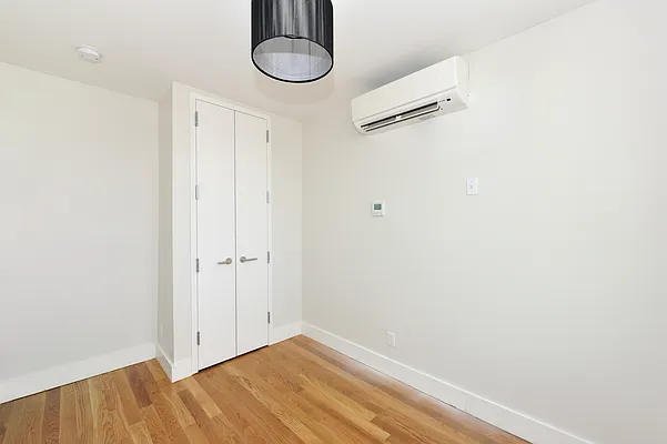 Rented by HCO NY | media 17