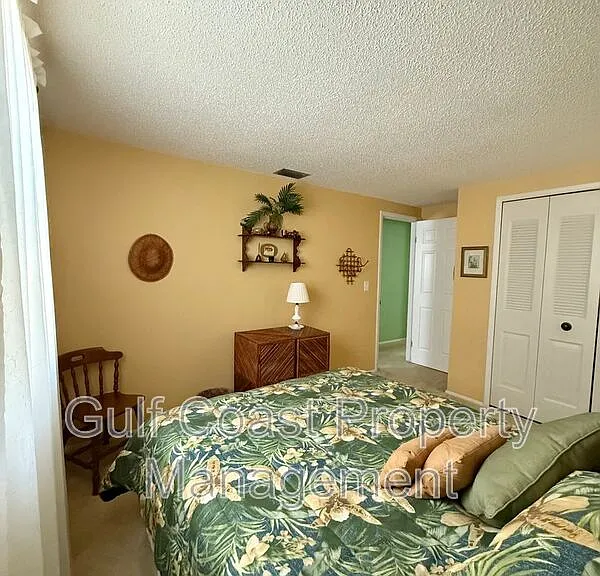 12884 Bacchus Rd — Photo 32