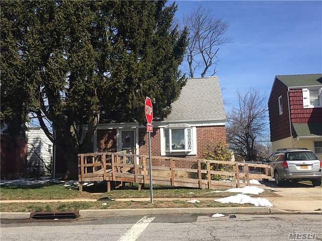2nd image of 226 Norfeld Blvd