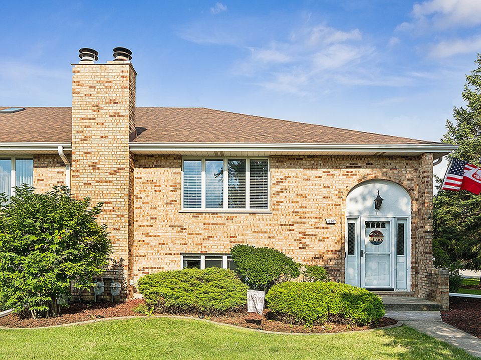 1st image of 15347 S 73rd Ave #28