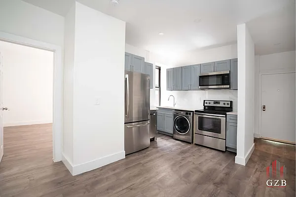 Rented by Avenues Real Estate | media 1