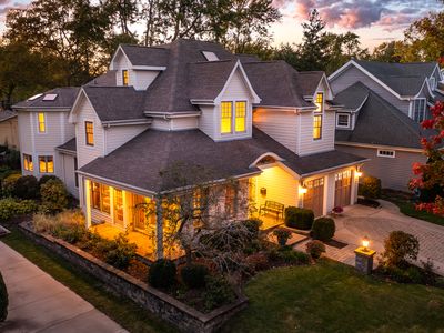 655 Sunset Dr, Naperville, IL, 60540