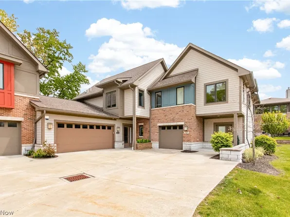 1363 Slate Ct, Cleveland Heights, OH 44118