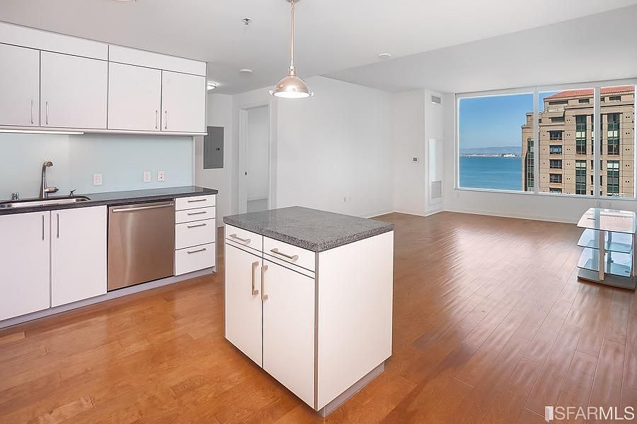1st image of 301 Main St #19C-L