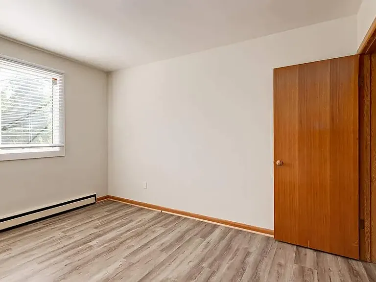 549 Belfast St SE #5 — Photo 19