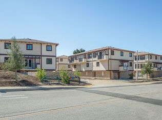 5250 Chesebro Rd #13, Agoura Hills, CA 91301