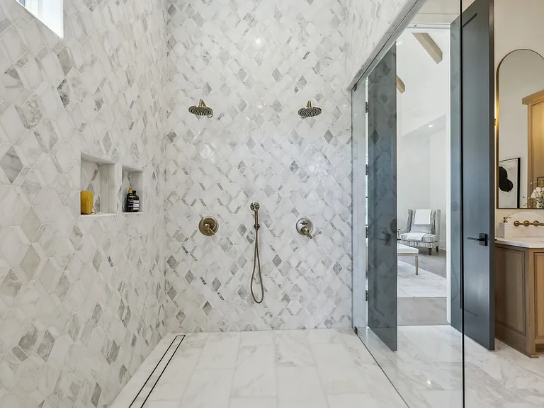8104 Turning Point Dr #16 — Photo 46