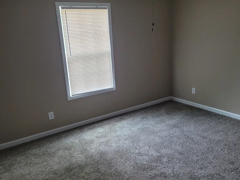 815 Howard St #F — Photo 6