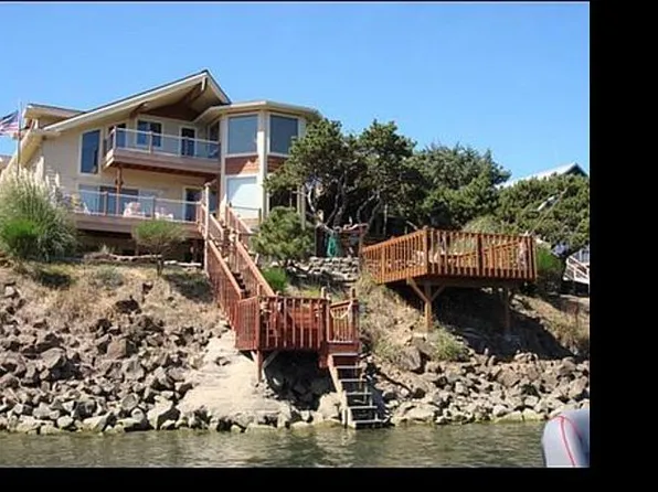 35395 Sunset Dr, Pacific City, OR 97112