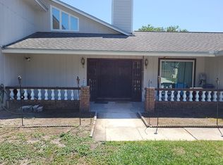8461 Sand Point Dr E, Jacksonville, FL 32244