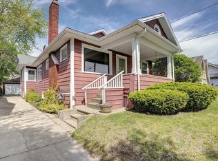 1112 W Lawn Ave, Racine, WI 53405