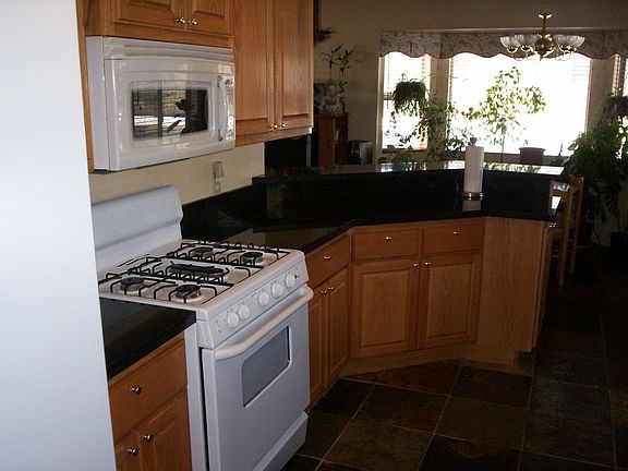 5th image of 601 Maltby Blvd