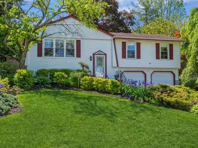 10 Phyllis Court, Kings Park, NY, 11754