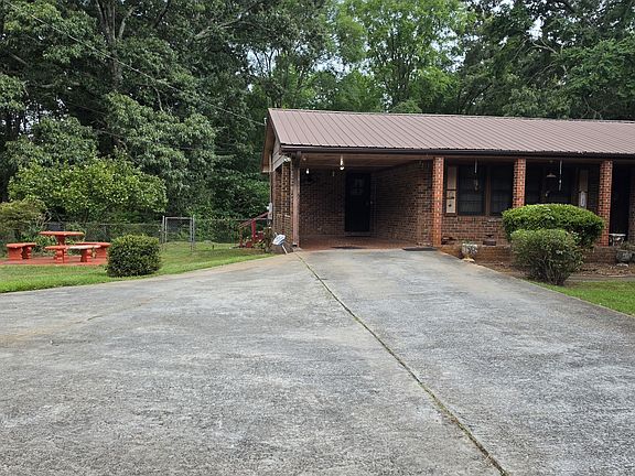 3rd image of 1600 Mote Rd