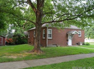 124 W Dee St, Lebanon, IL 62254
