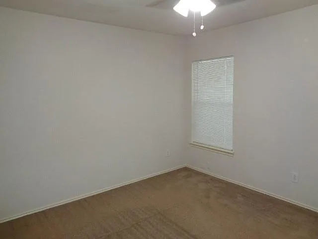 20107 Beechview Ln — Photo 16