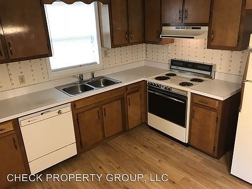 3rd image of 202 Hardin St APT 5
