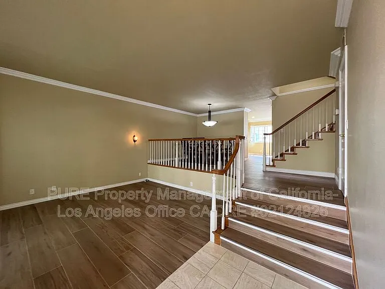 2300 Maple Ave #44 — Photo 2