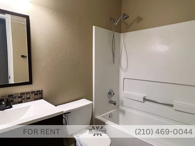 4535 Oakfield Way — Photo 7