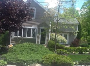 51 Mangin Rd, Monroe, NY 10950